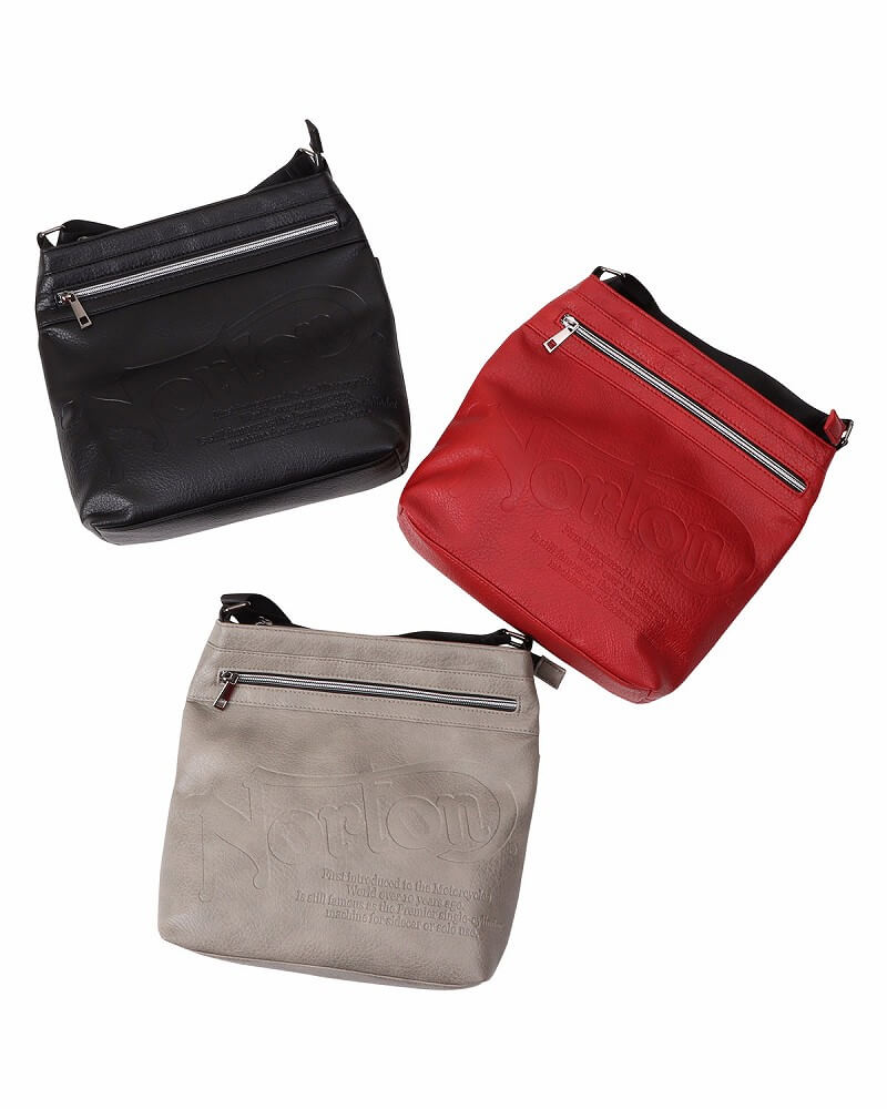 スクエアビッグエンボスショルダーバッグ