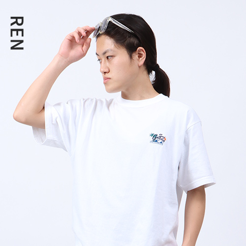 ONLINE STORE STAFF コーデ