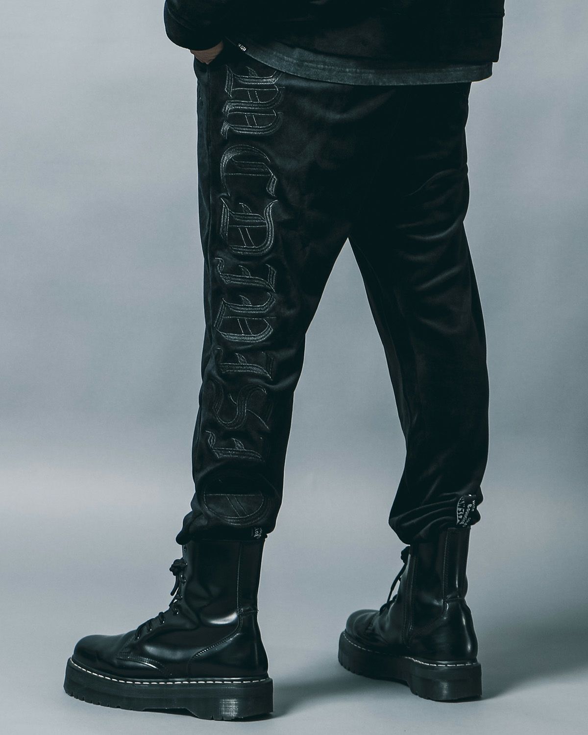 ベロア イージーパンツ