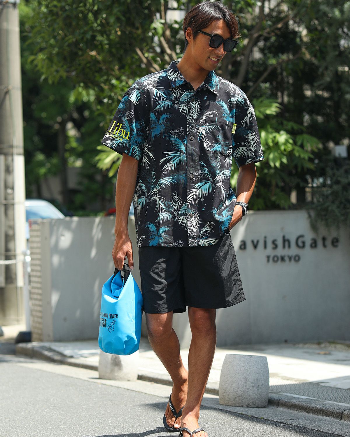 雨の日 スタイル 雨に強い 防水 アイテム