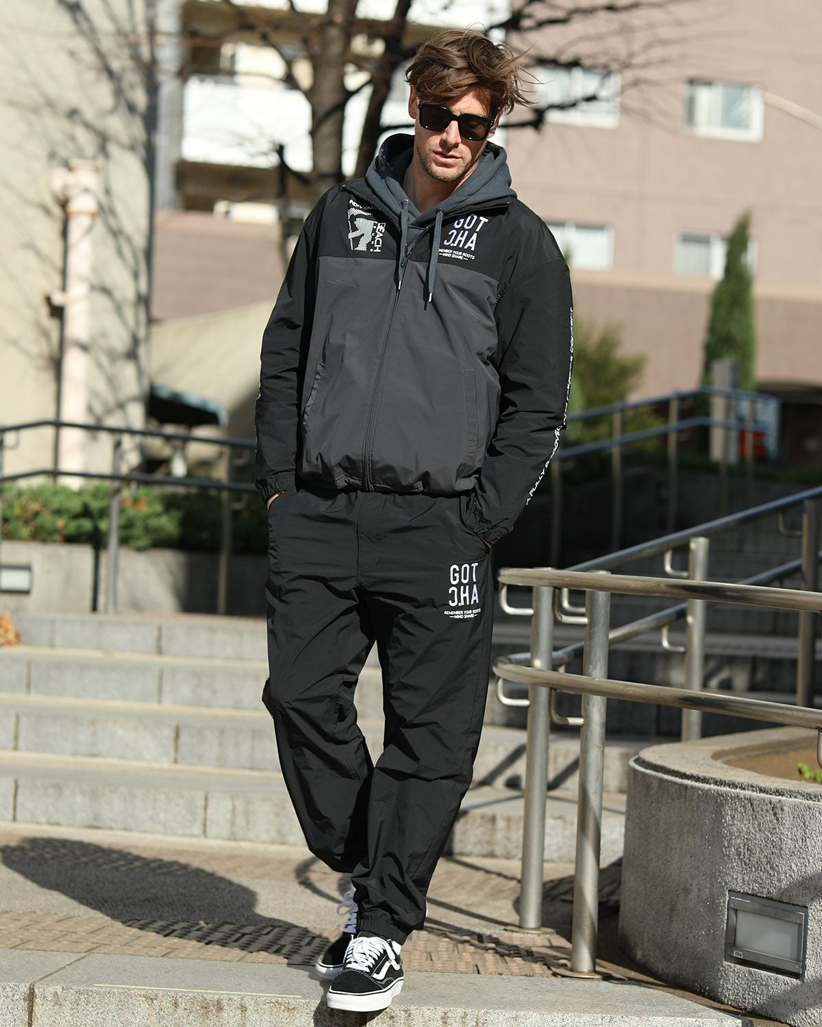 雨の日 スタイル 雨に強い 撥水 アイテム