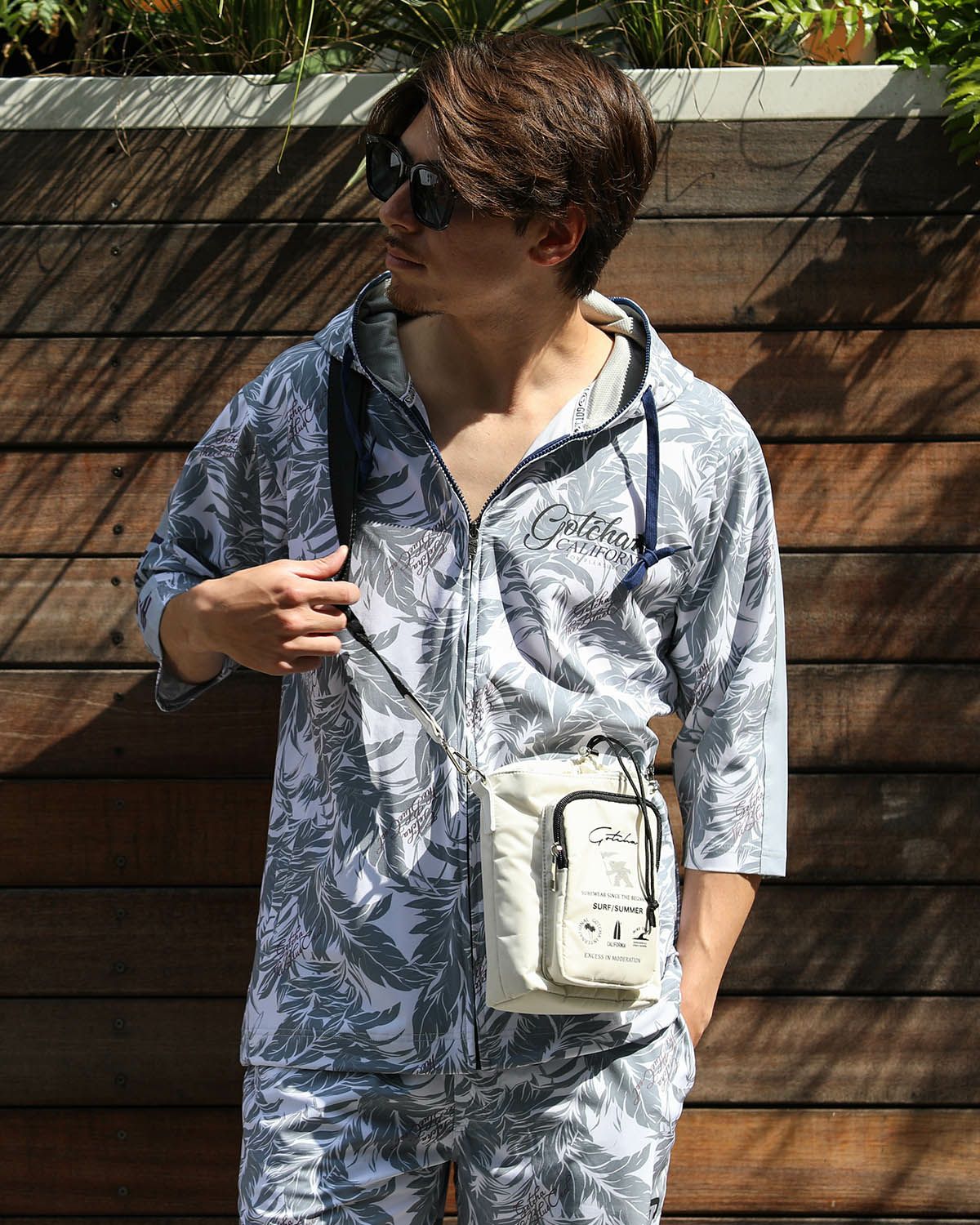 雨の日 スタイル 雨に強い 撥水 アイテム