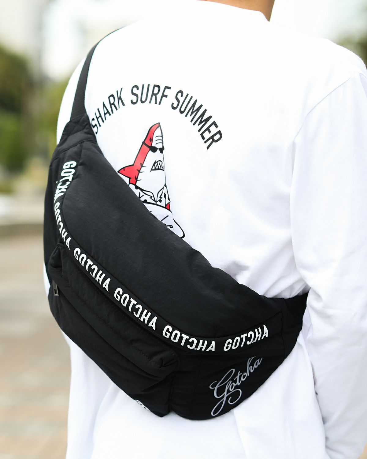 雨の日 スタイル 雨に強い 撥水 アイテム