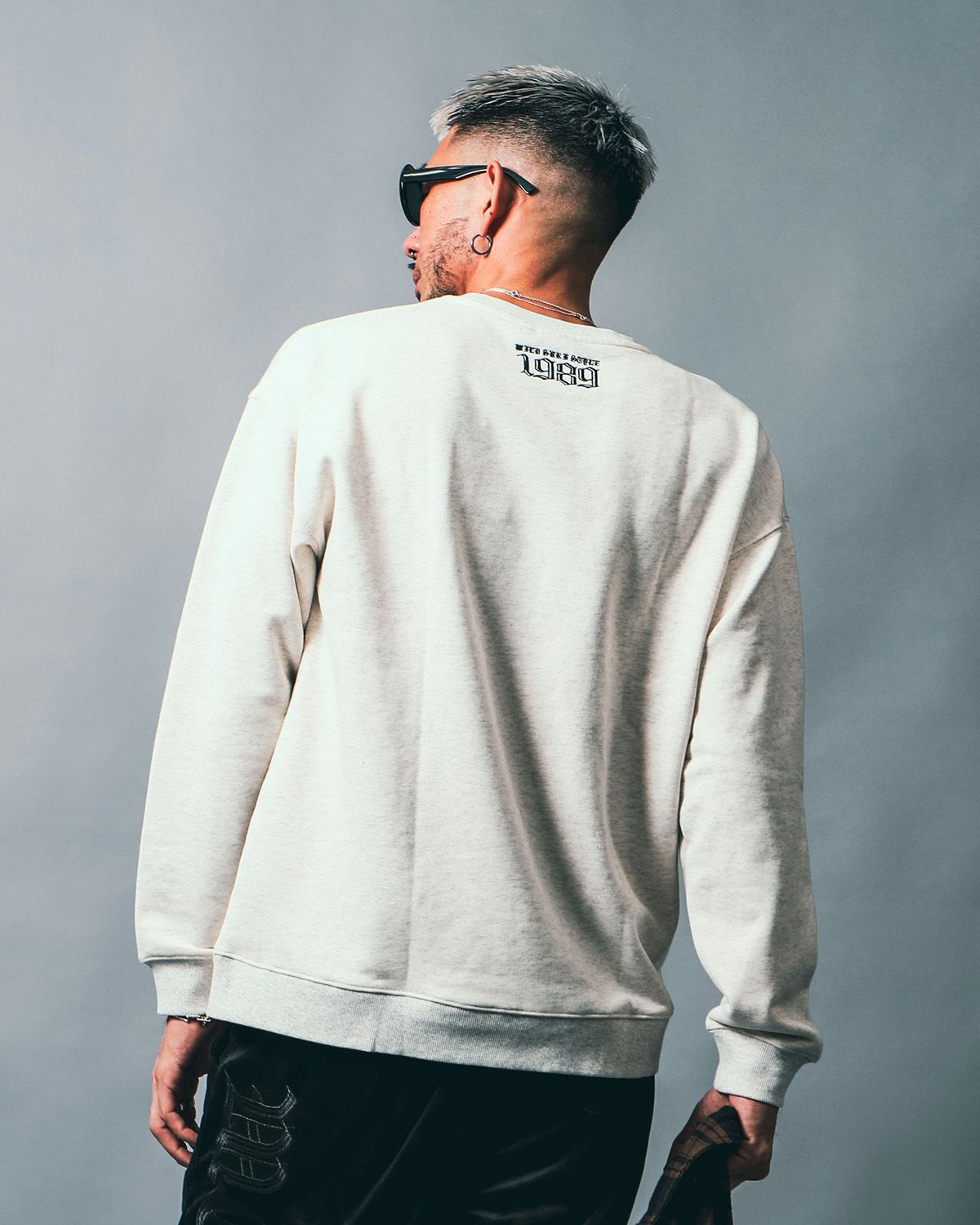 ベーシック 3D刺繍 トレーナー