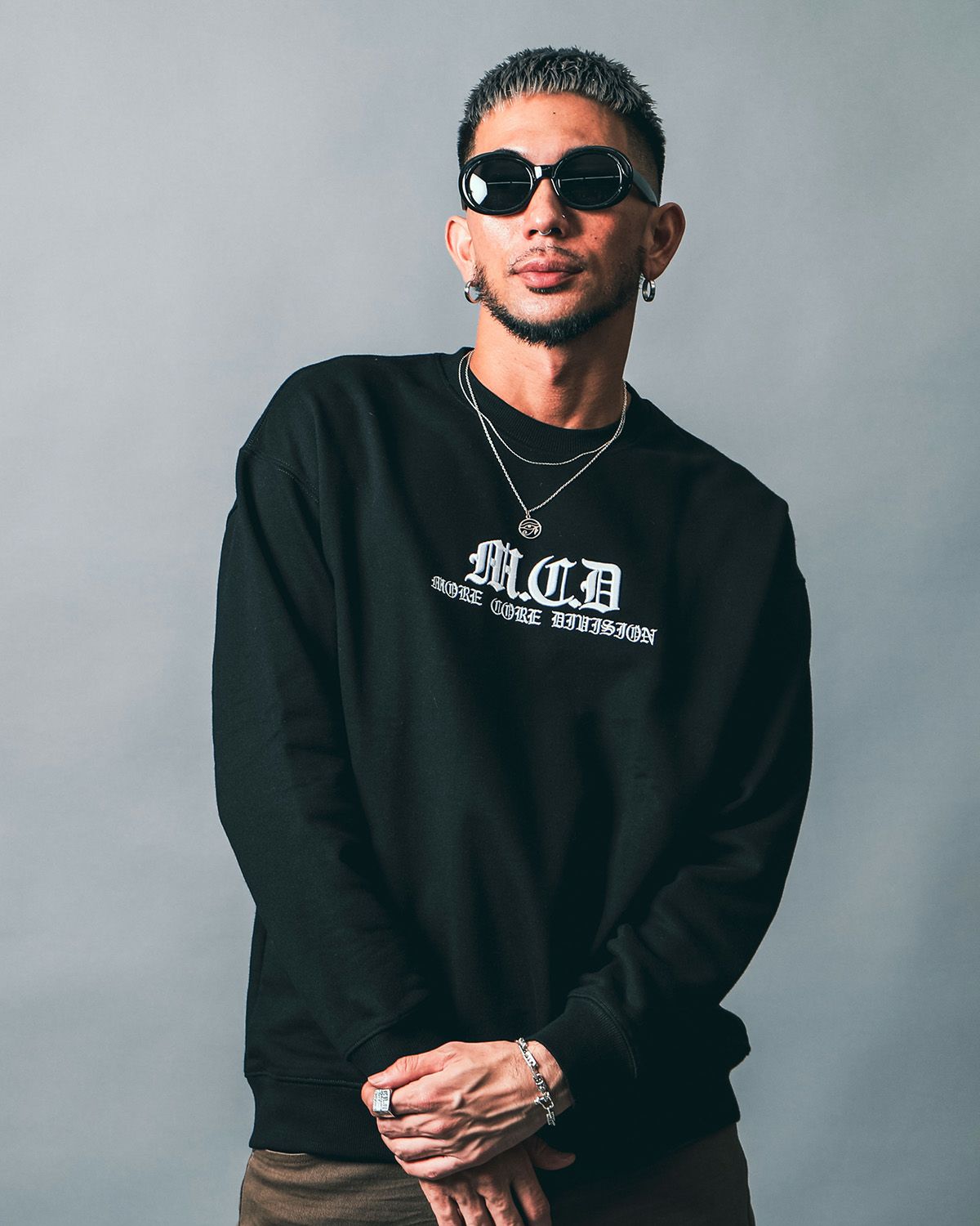 ベーシック 3D刺繍 トレーナー