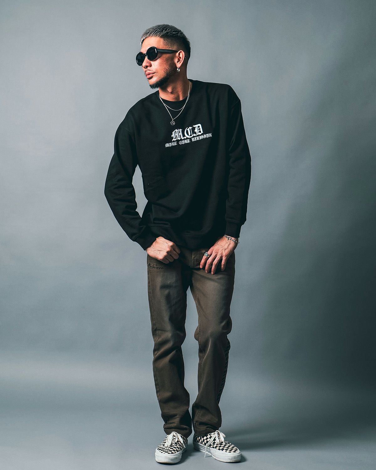 ベーシック 3D刺繍 トレーナー