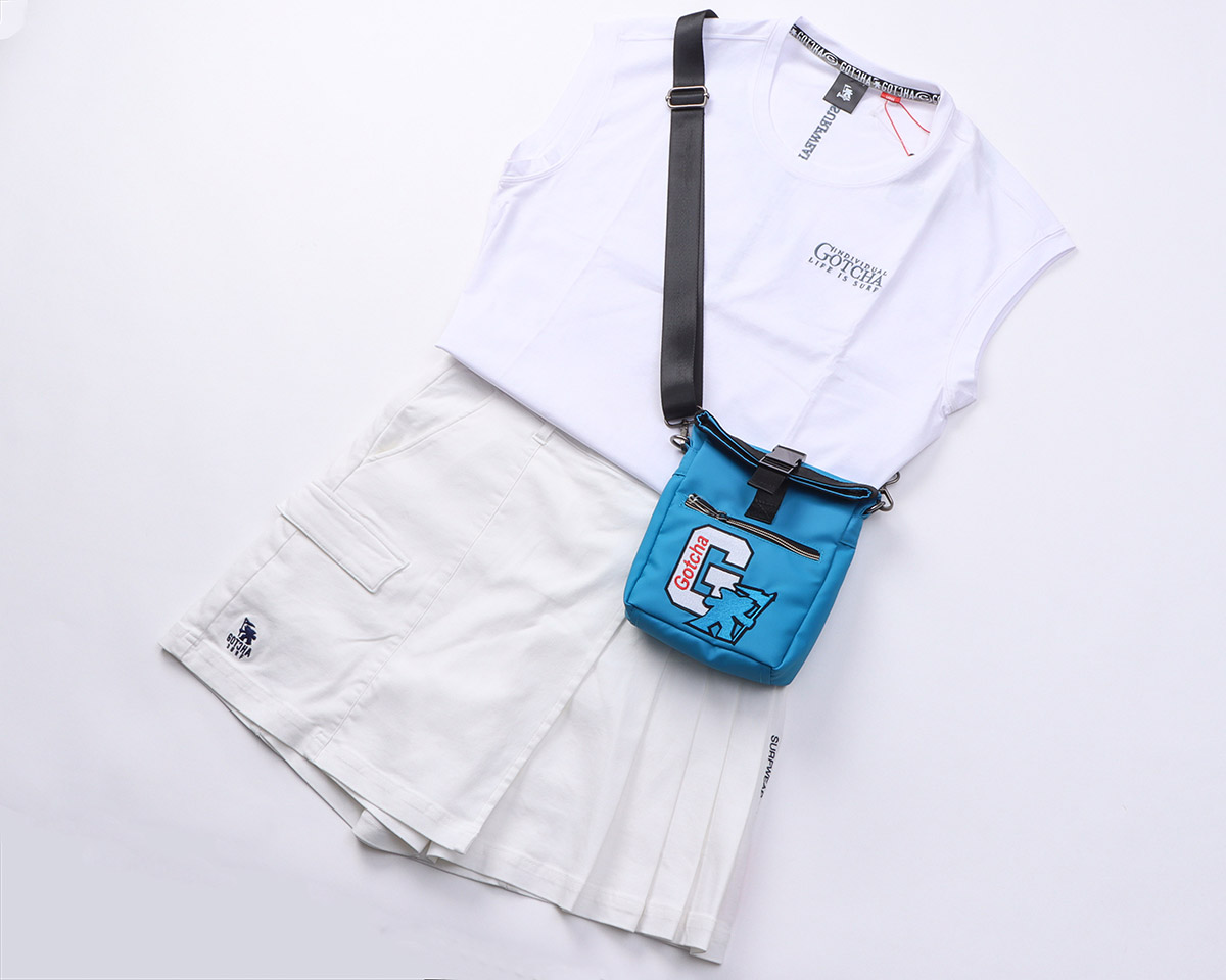 ウィメンズ スーパーストレッチ インナー キュロット スカートホワイトコーデ