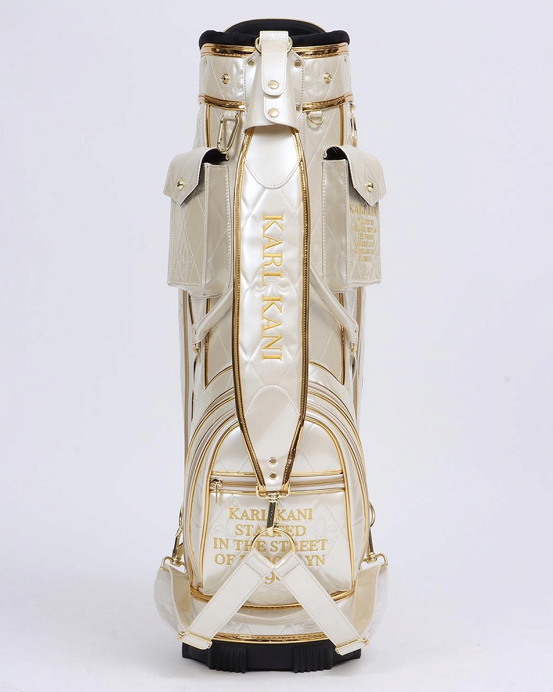 圧倒的な輝きとラグジュアリーな佇まい、ラウンドで存在感を放つ逸品