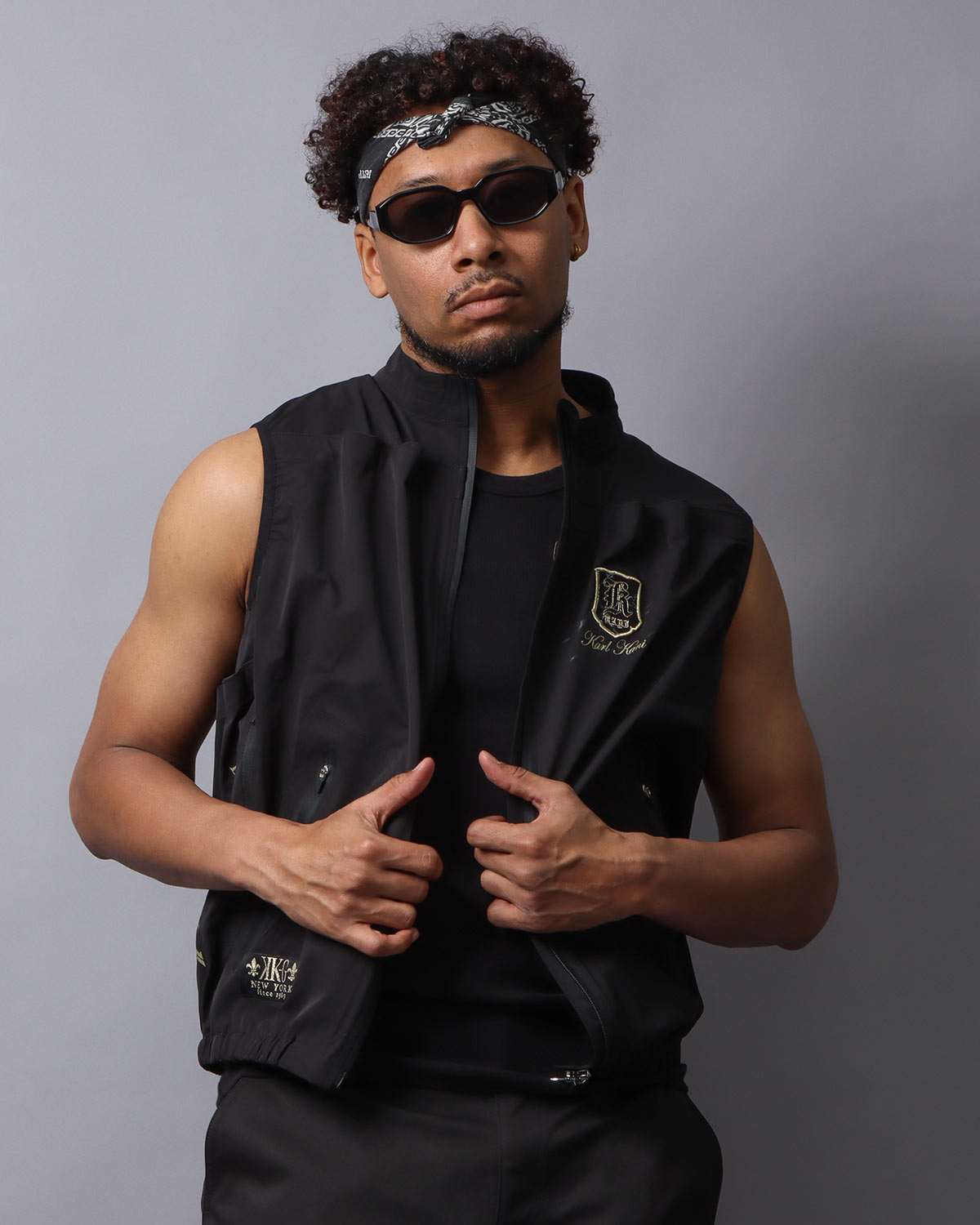 リミテッド ゴールデン ファン ベスト