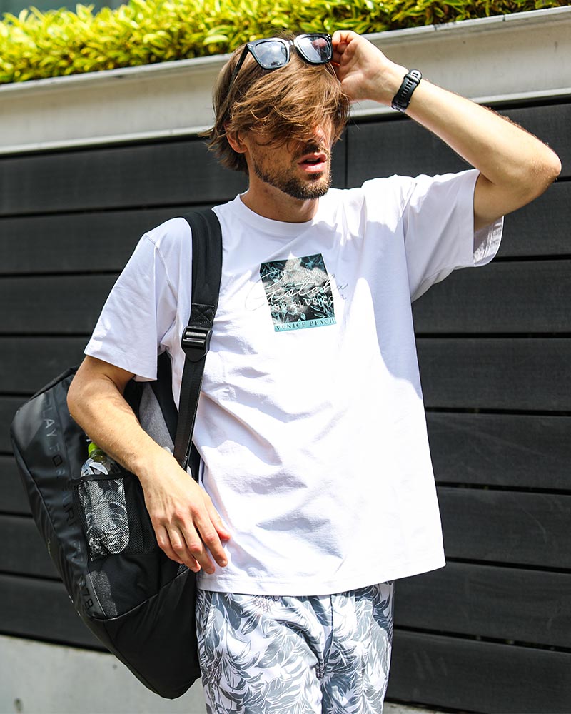 ハイブリッド ボタニカル ボックス Tシャツ