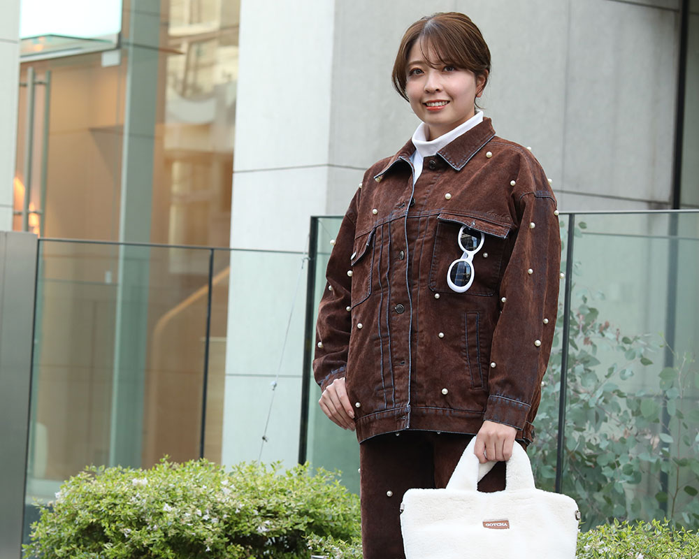 ウィメンズパール付きフロッキーデニムコーデブラウン