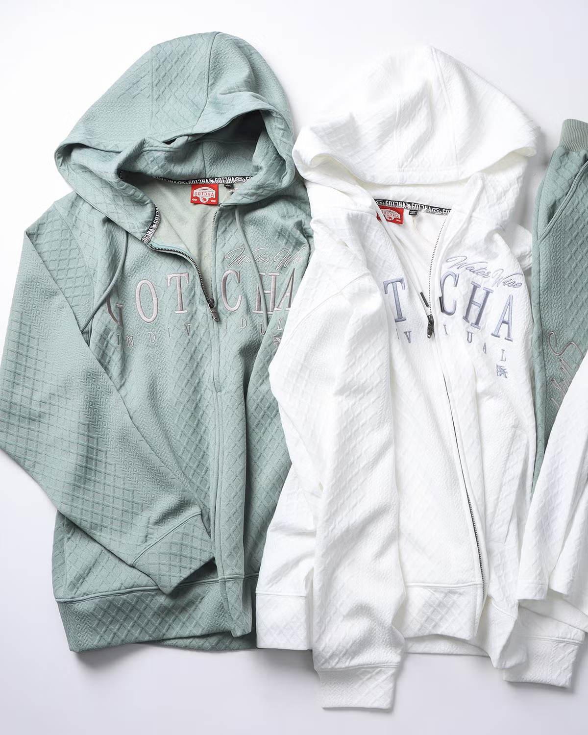 ヴァーティカル ブリスター ジャカード ZIP パーカー