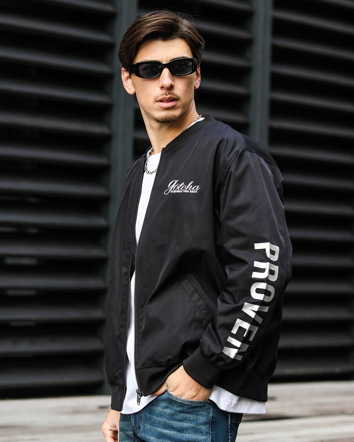 リミテッドブルゾン