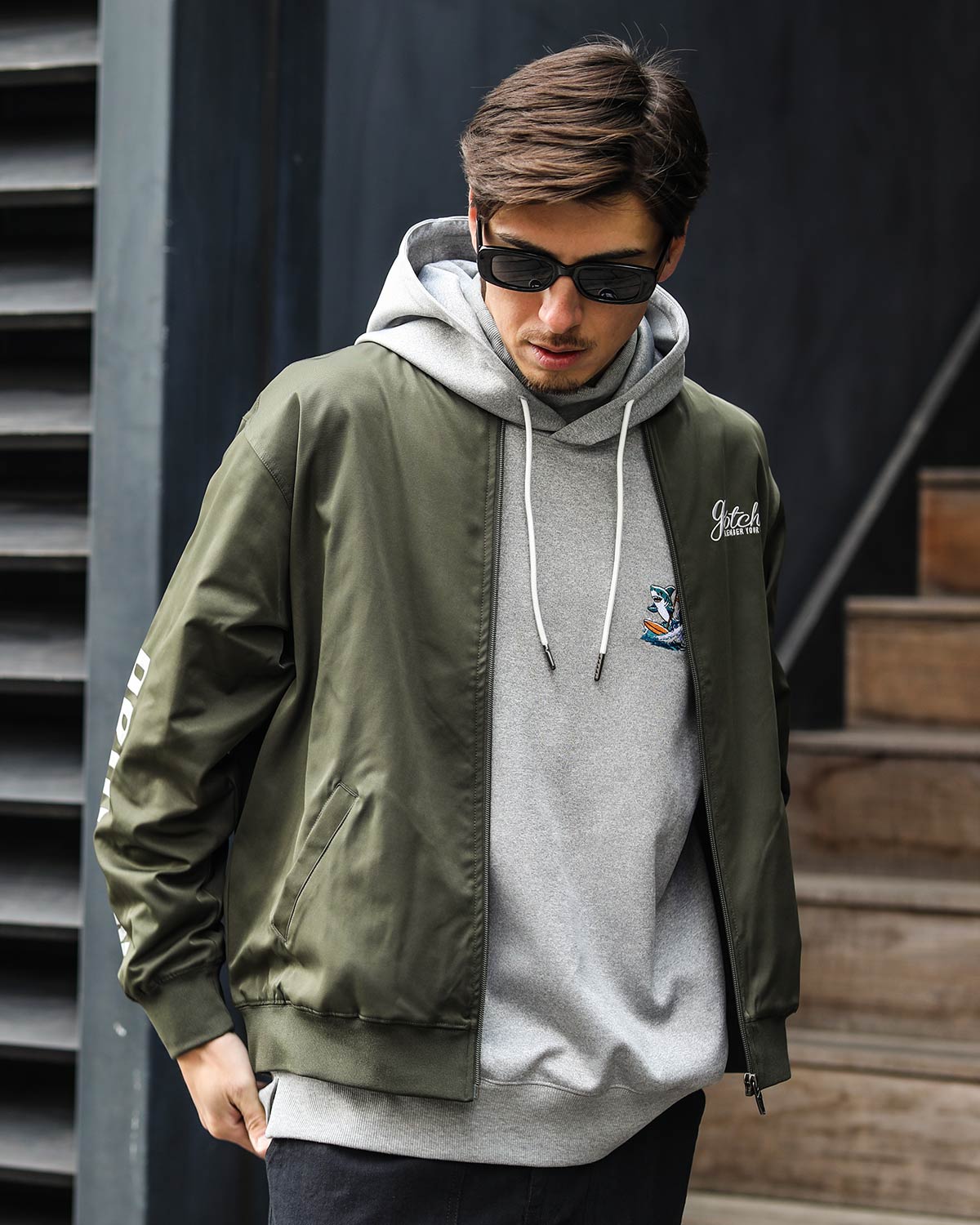 リミテッドブルゾン