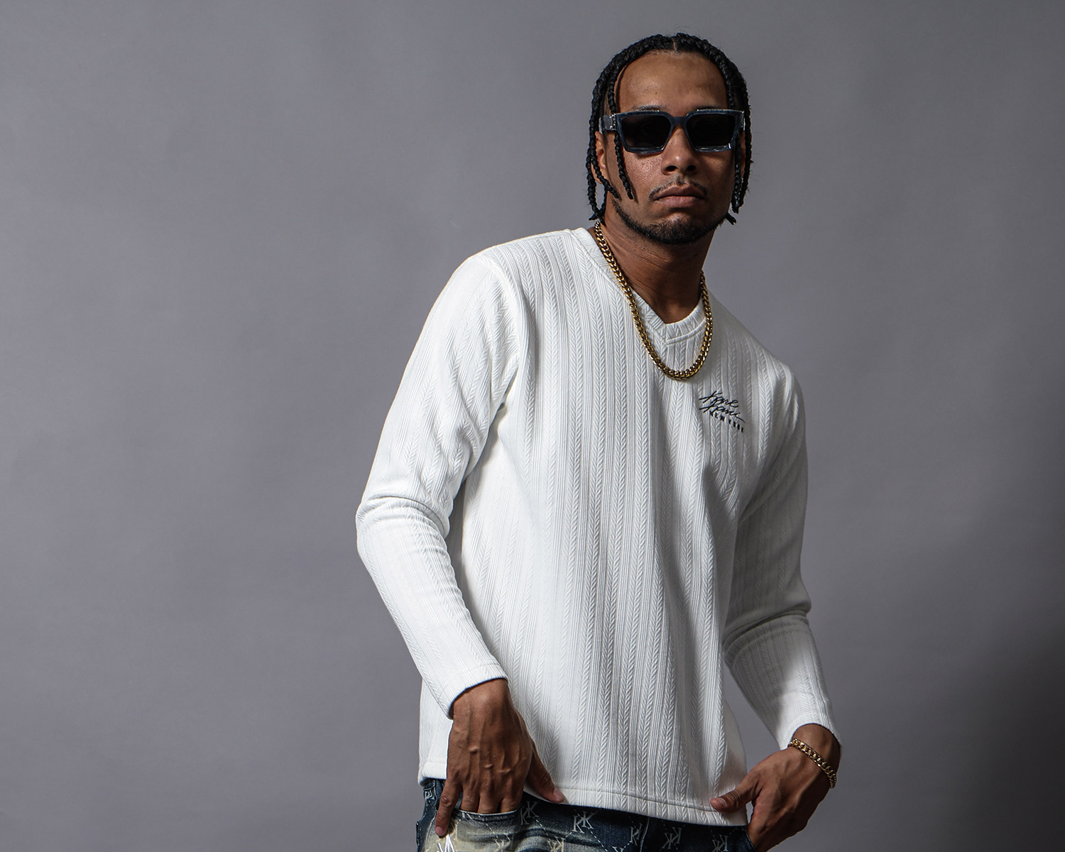 ケーブル ブリスター Vネック ロンT