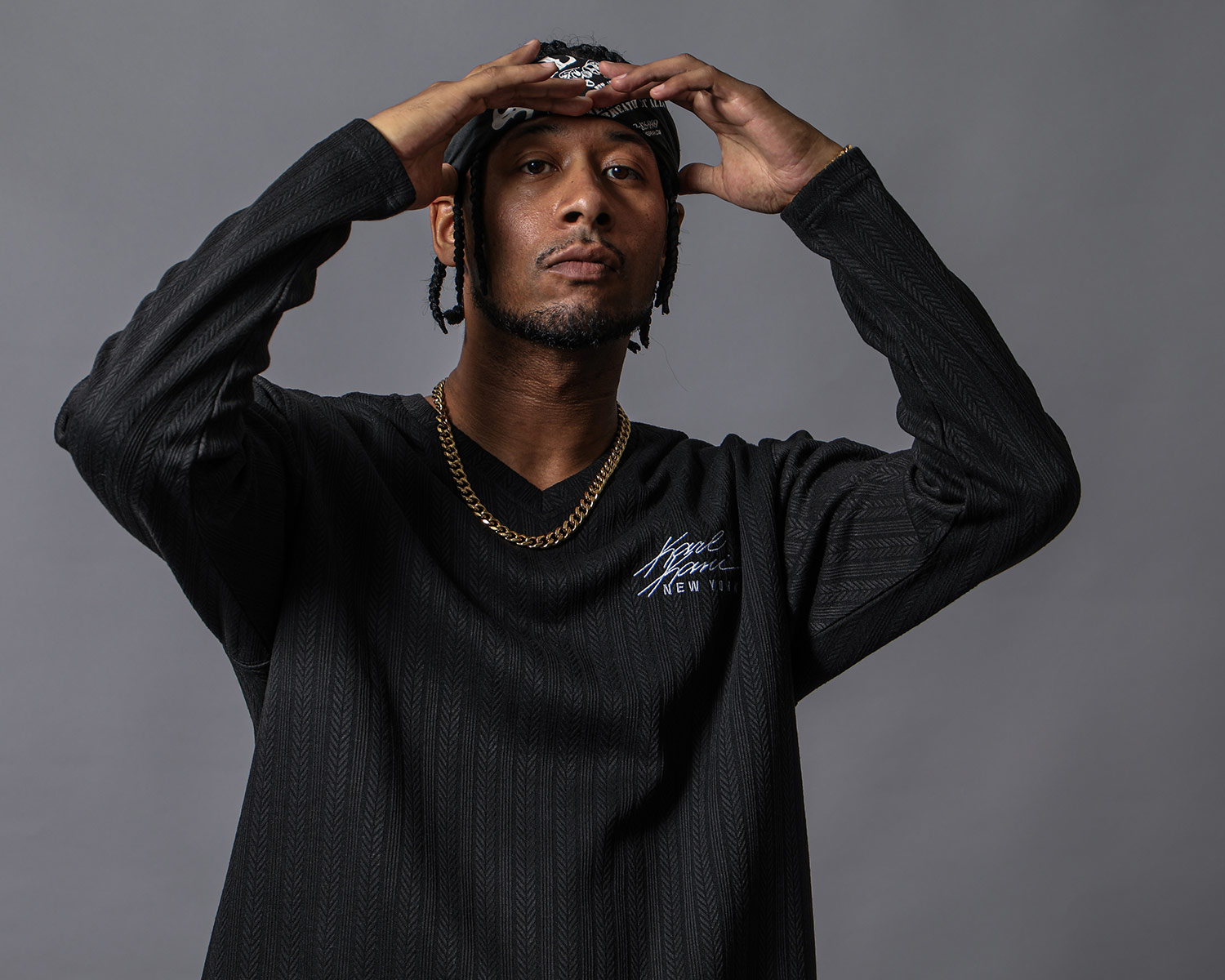 ケーブル ブリスター Vネック ロンT