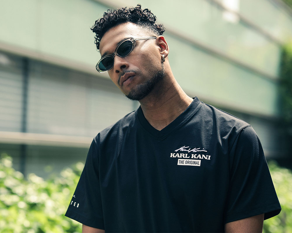 ハイブリッド Vネック Tシャツ