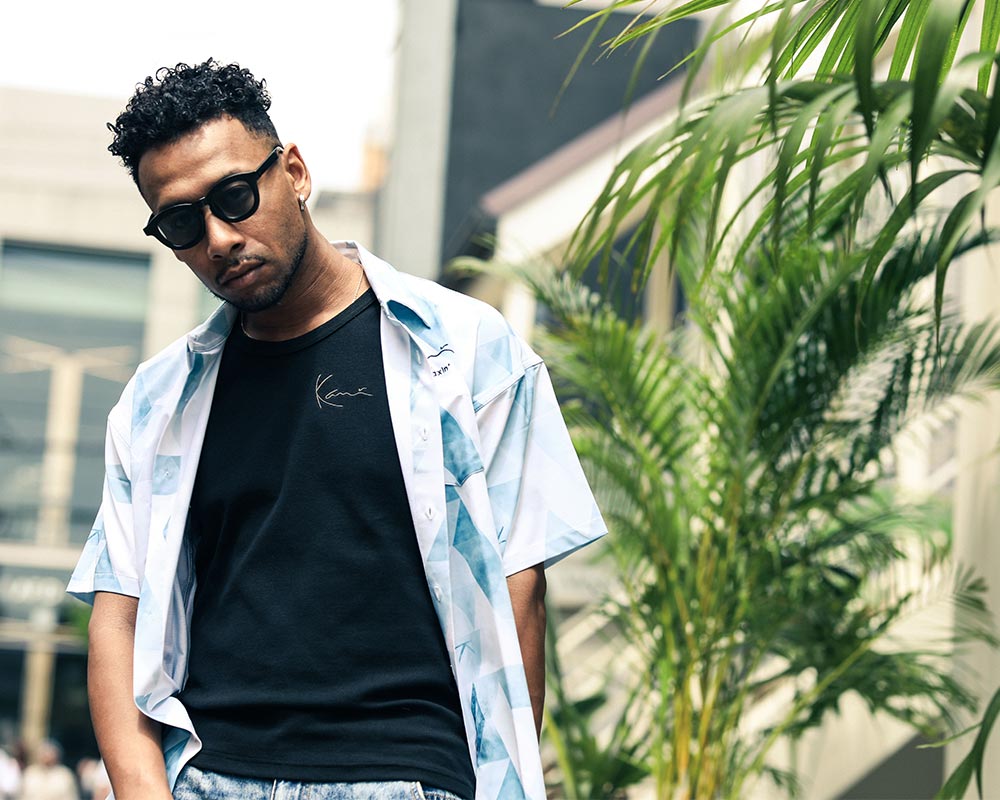 ハイブリッド スクエアー スモーク 半袖 シャツコーデ