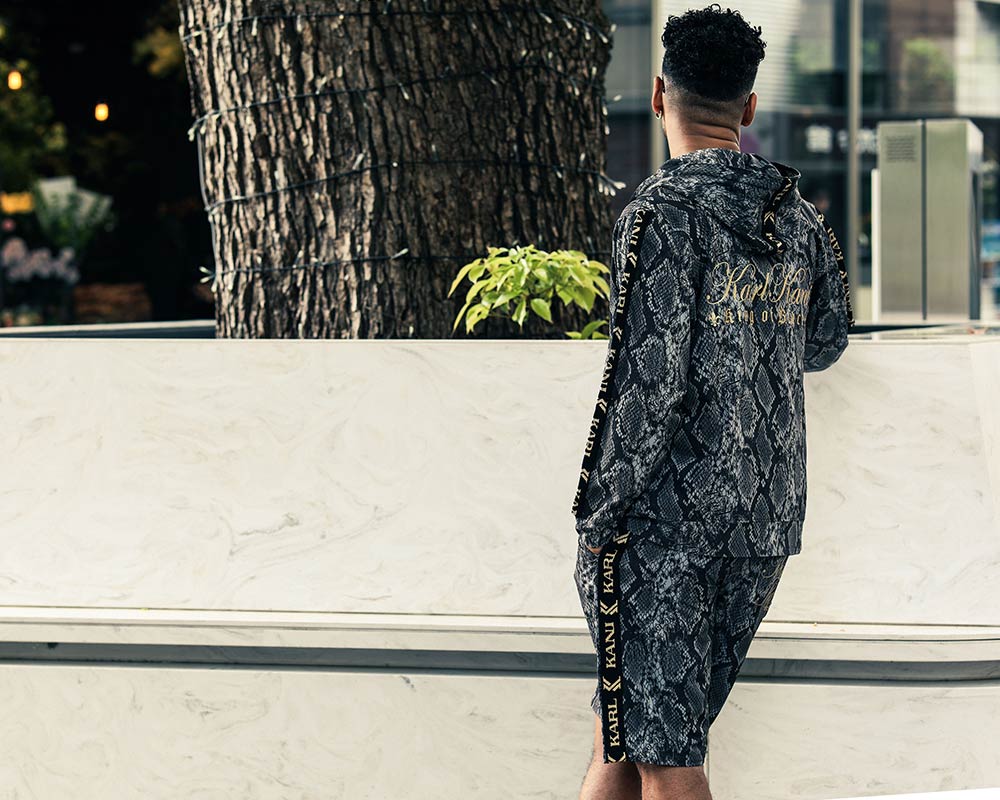 ハイブリッド パイソンセットアップコーデ