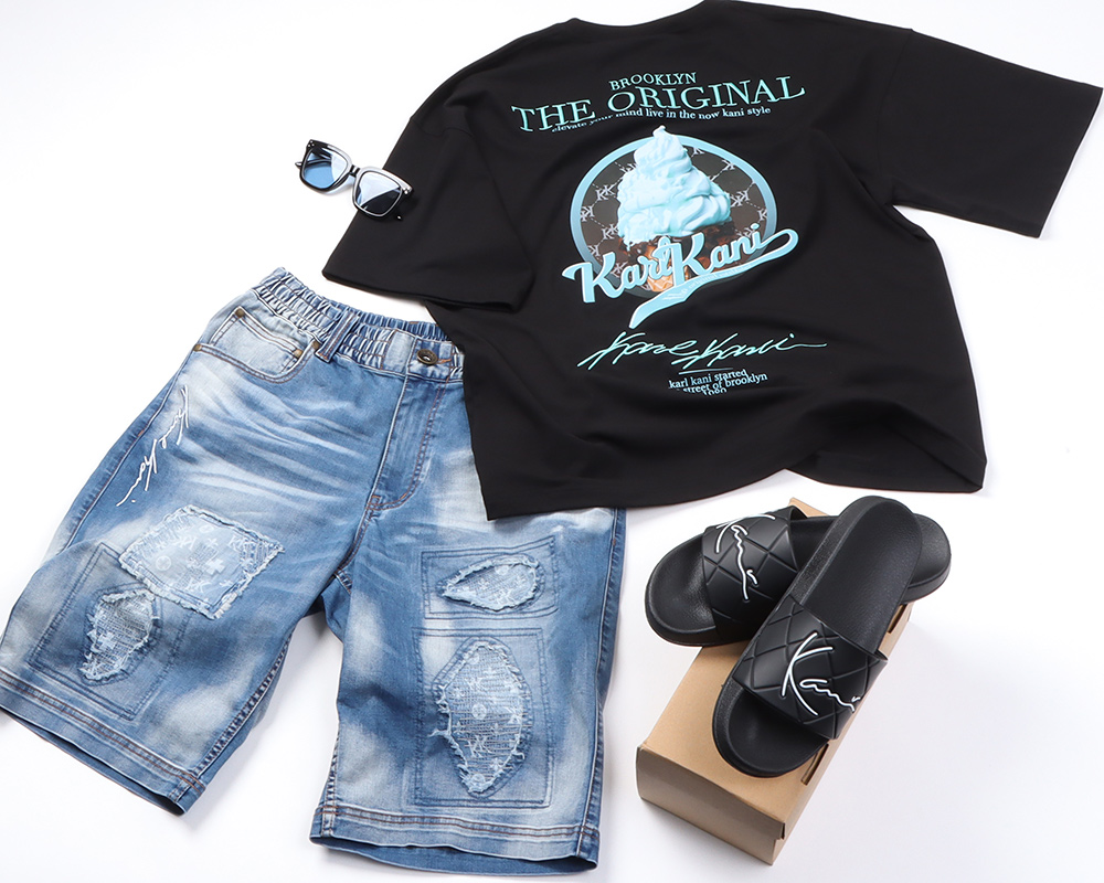 ONLINE STORE STAFF KANIコーデ