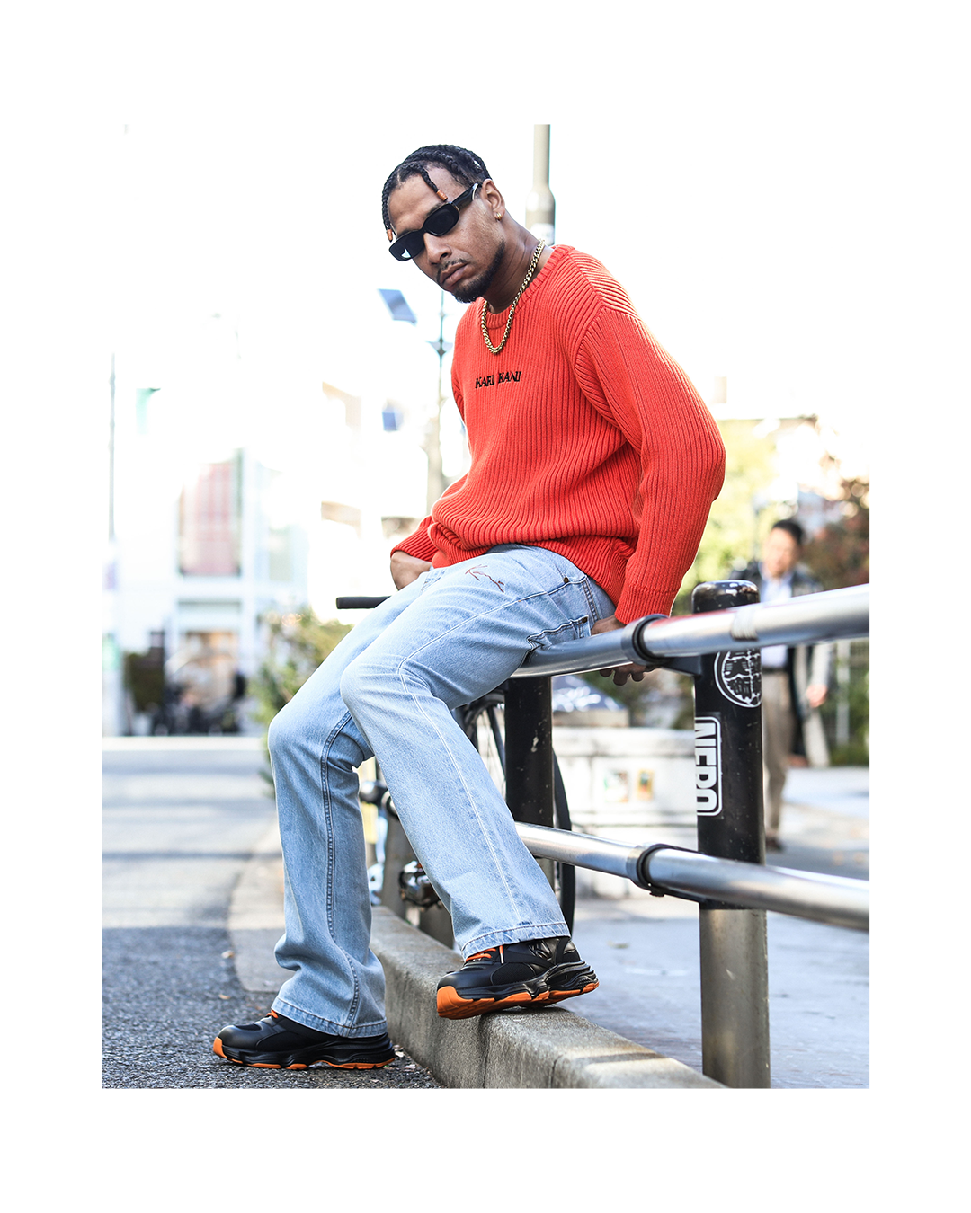 リミテッドウォッシャブルセンターロゴセーター