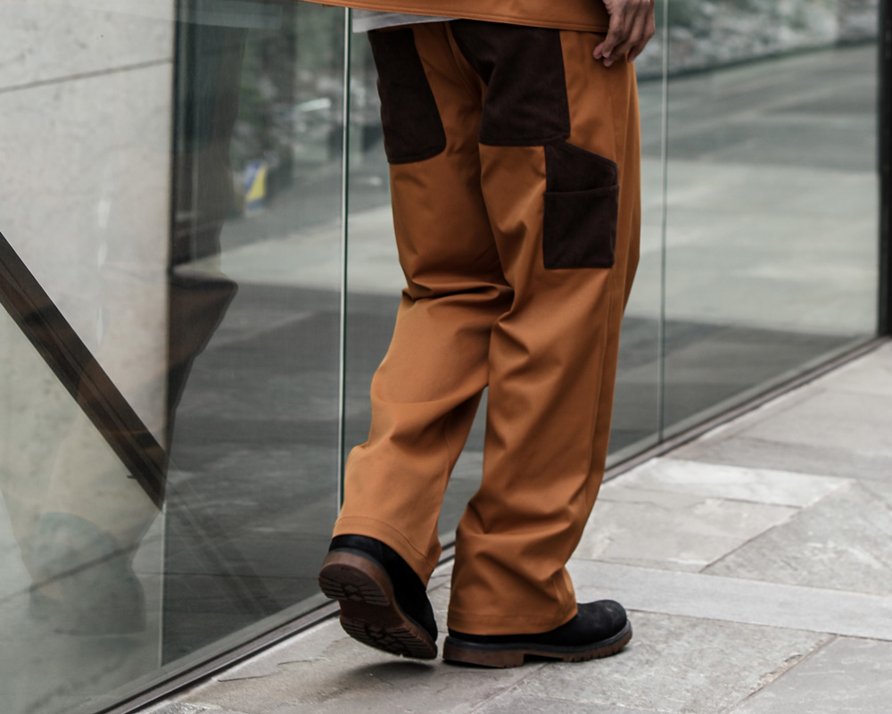 コーデュロイ使いワークパンツ