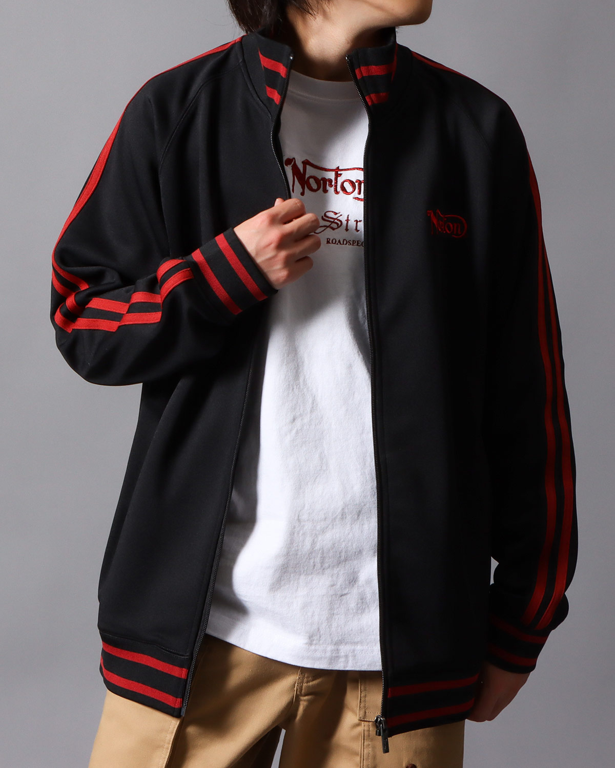 4段 スムース トラックジャケットブラック正面