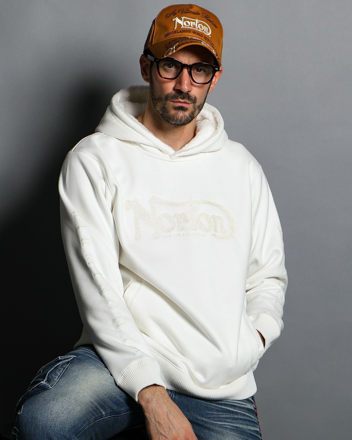 撥水 裏ボア モイストスウェード ラメ刺繍 プルパーカー