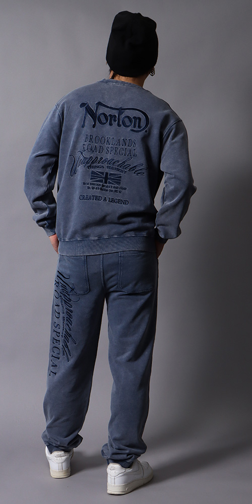 フロスト加工 トレーナー