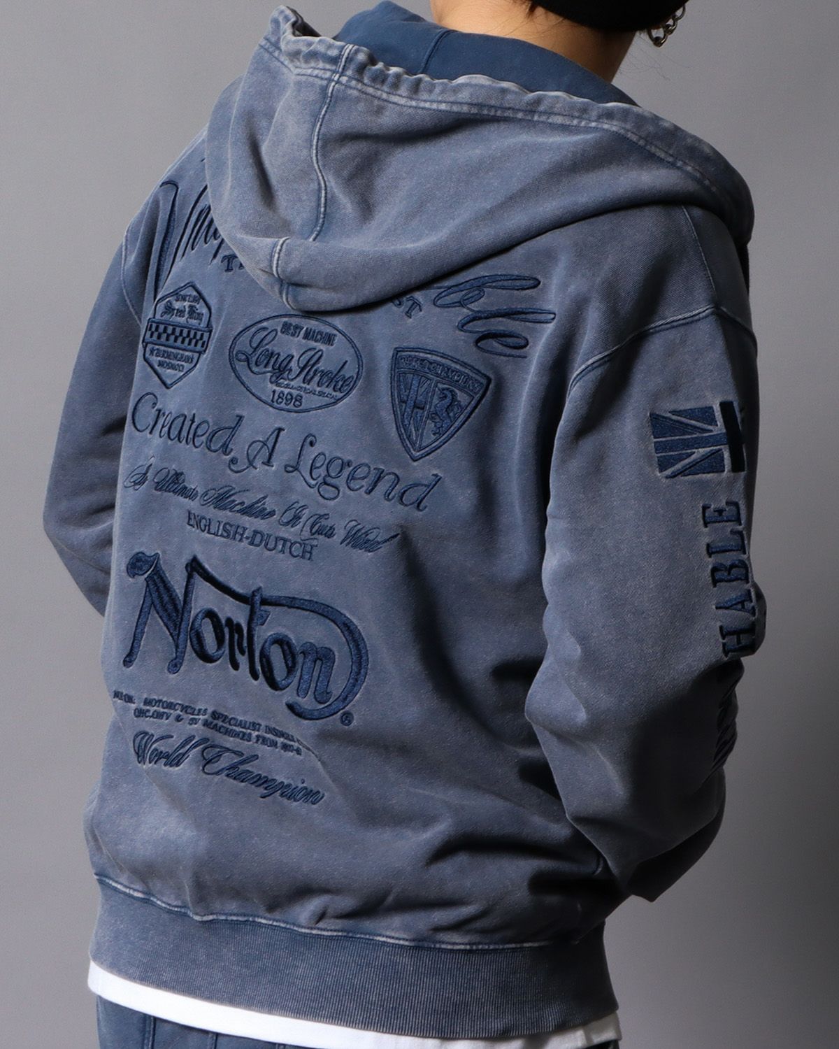 フロスト加工 フルジップパーカー