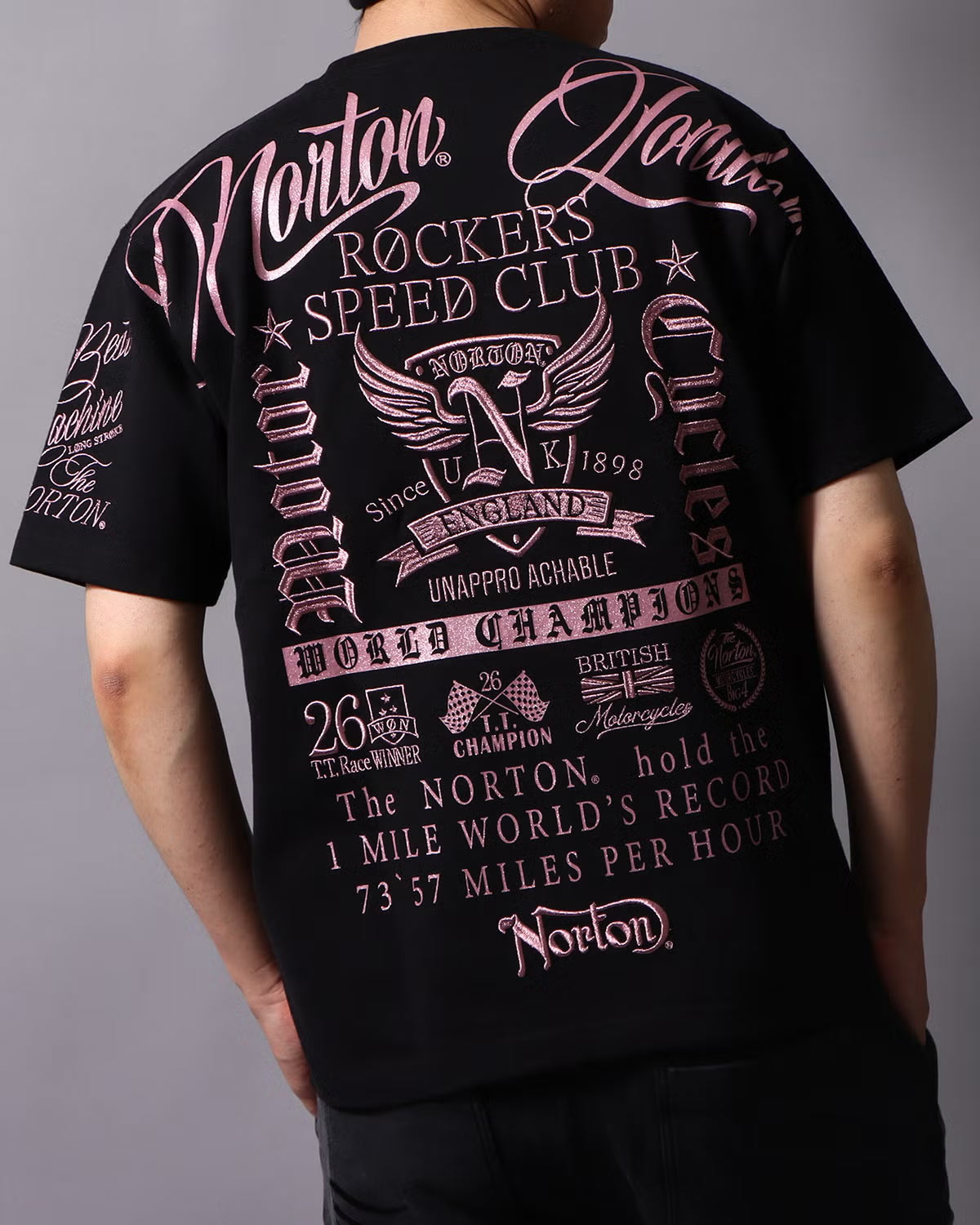 ピンク メタル MAX- Tシャツ